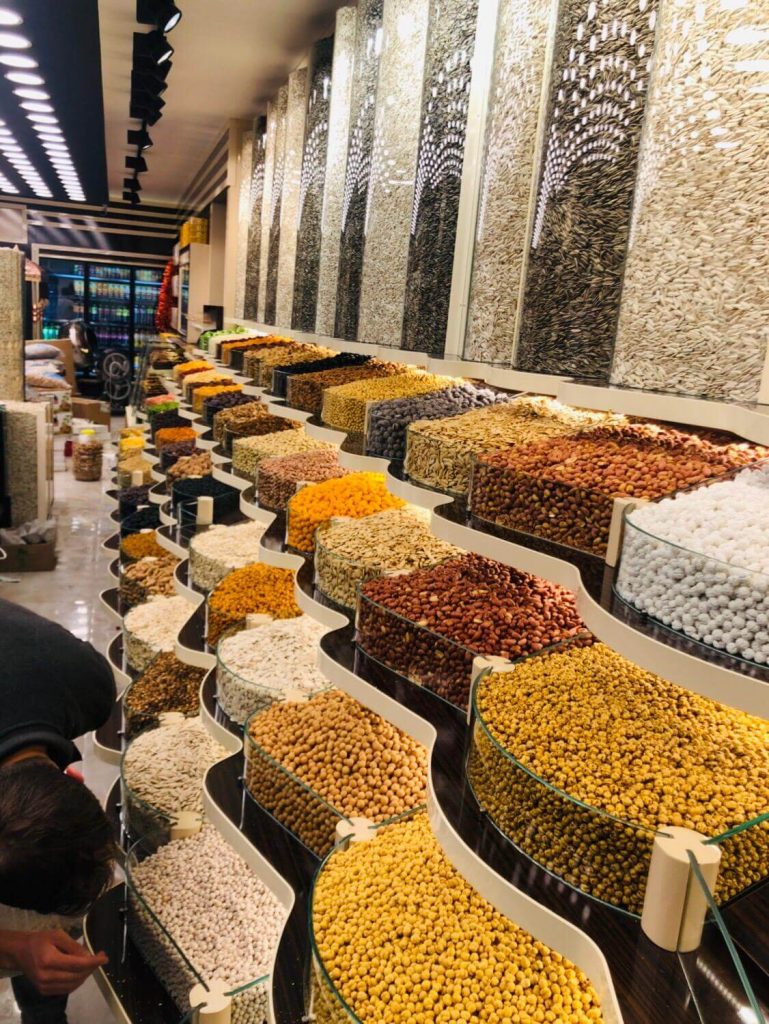 kuruyemis-dukkan-dekorasyonlari