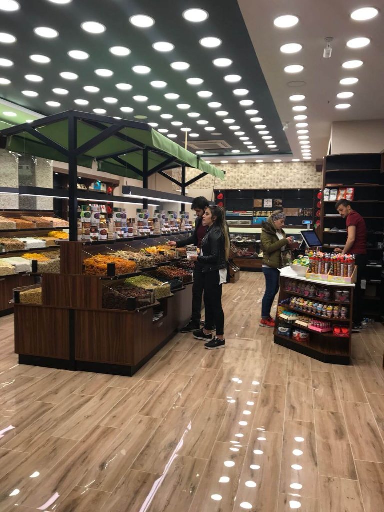 kuruyemis-dukkan-dekorasyonlari