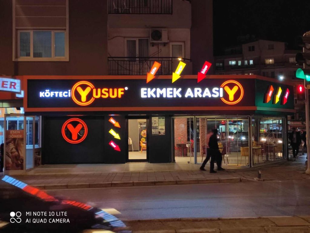 restoran-dekorasyomlari-tasarımlari